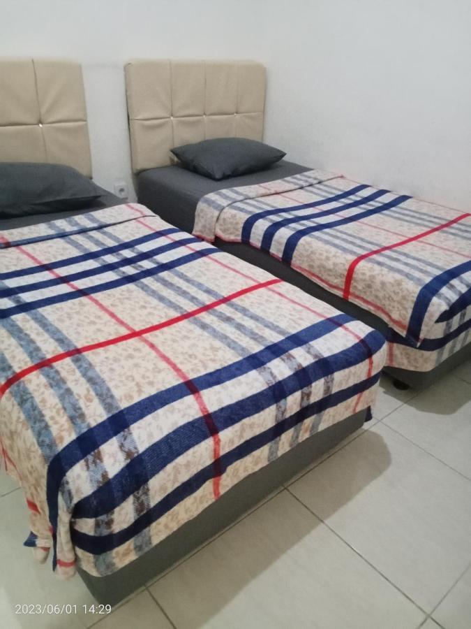 Murai Guesthouse Bali Денпасар Екстериор снимка