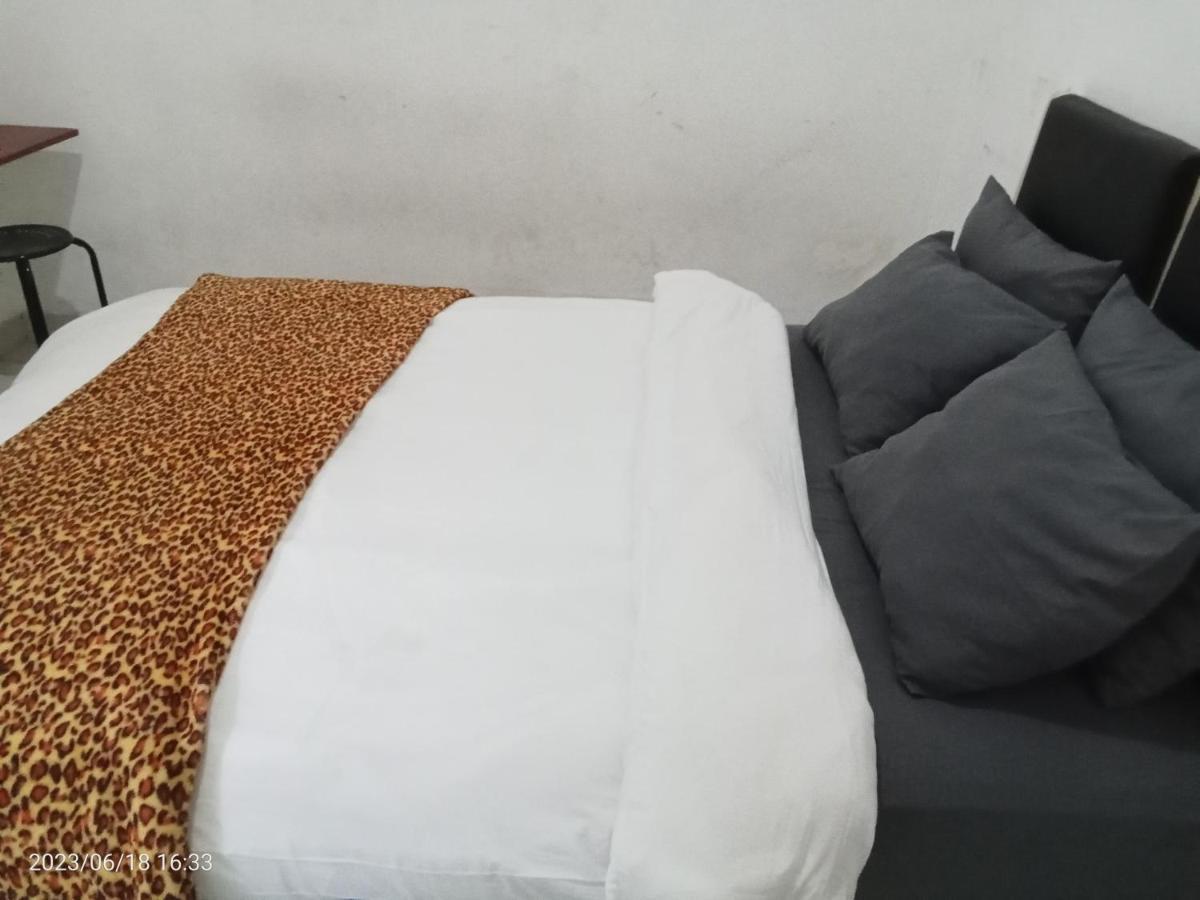 Murai Guesthouse Bali Денпасар Екстериор снимка
